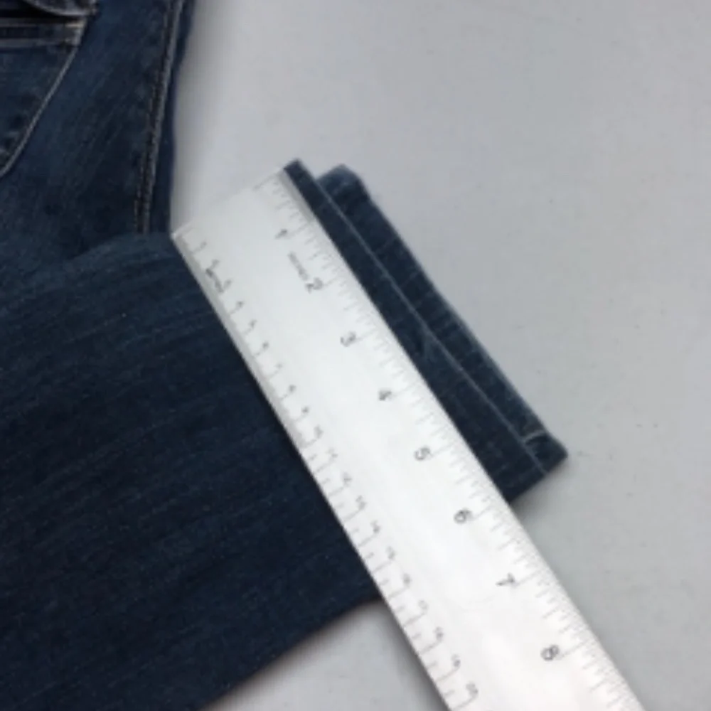 VINTAGE HUMAN JEANS FLAP POCKET MID-RISE JEANS 27x30 ⭐️